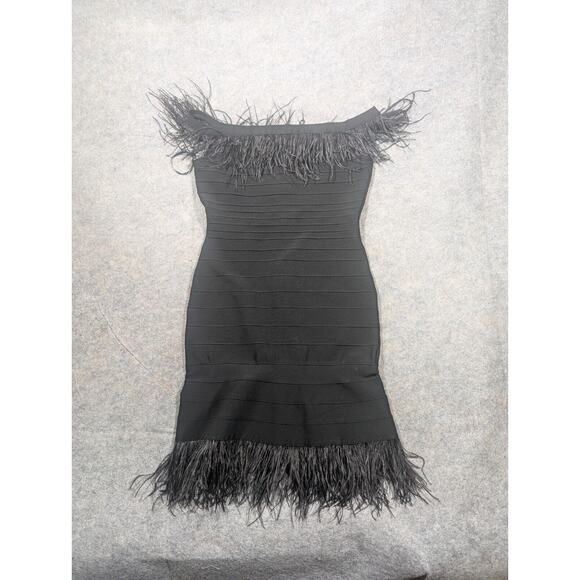 Elliatt Womens Off Shoulder Feather Trim Bodycon Dress Small Black Cocktail - Picture 3 of 12